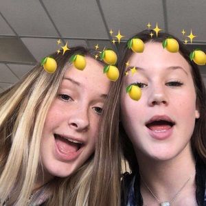 Meet your Posher, Abigail